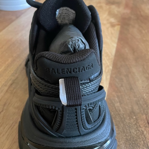 S.O.L.D. Balenciaga Track2 Sneakers. Men’s size 7 40E. - Picture 8 of 12